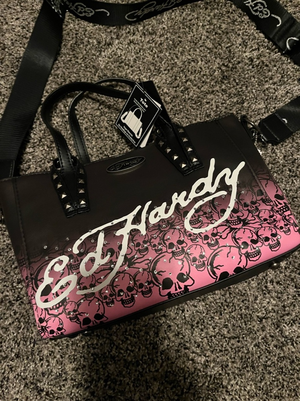 Ed Hardy bag - Picture 3 of 6